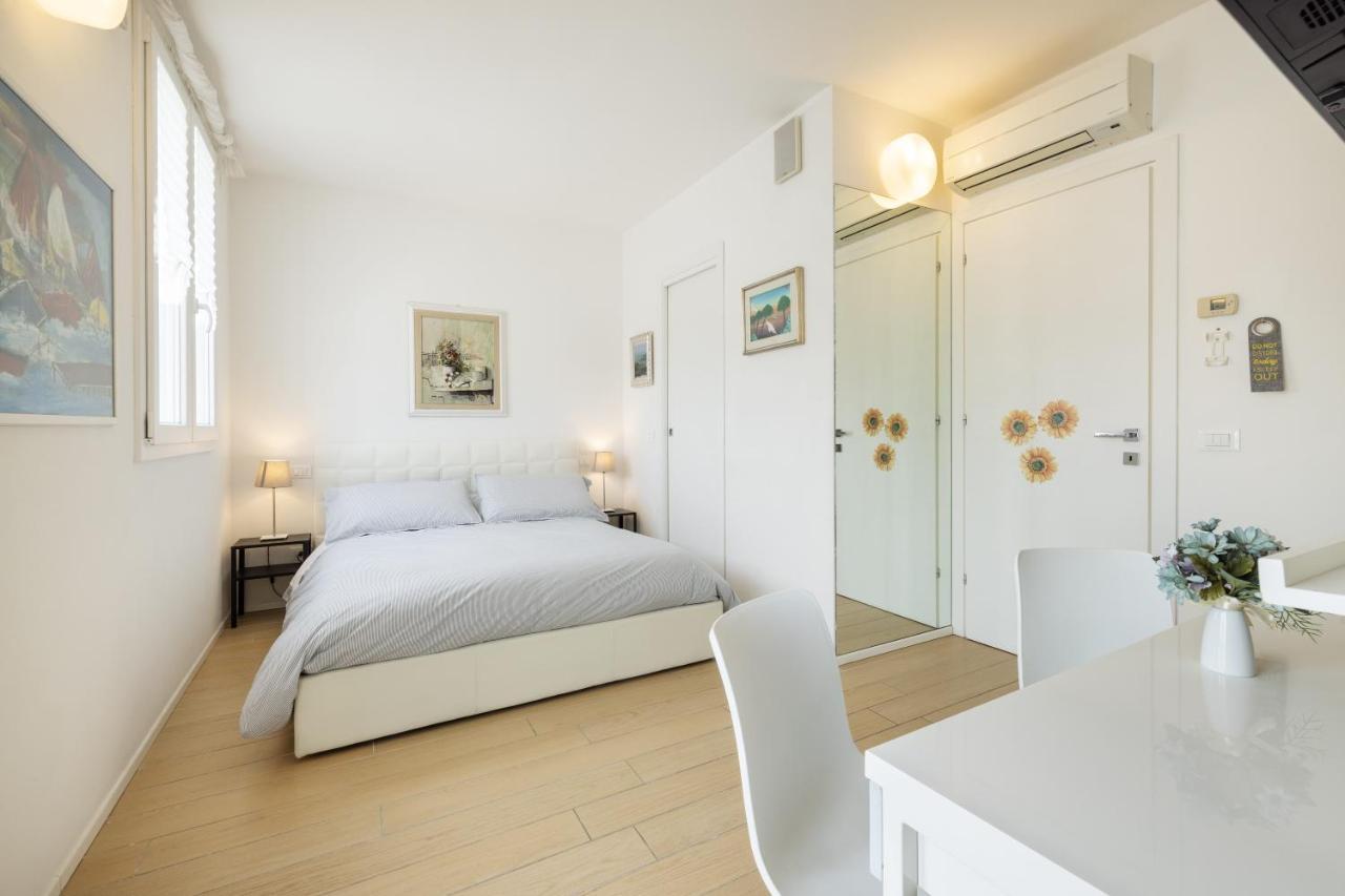 B&B Ca Bianca Ventisette 리치오네 외부 사진
